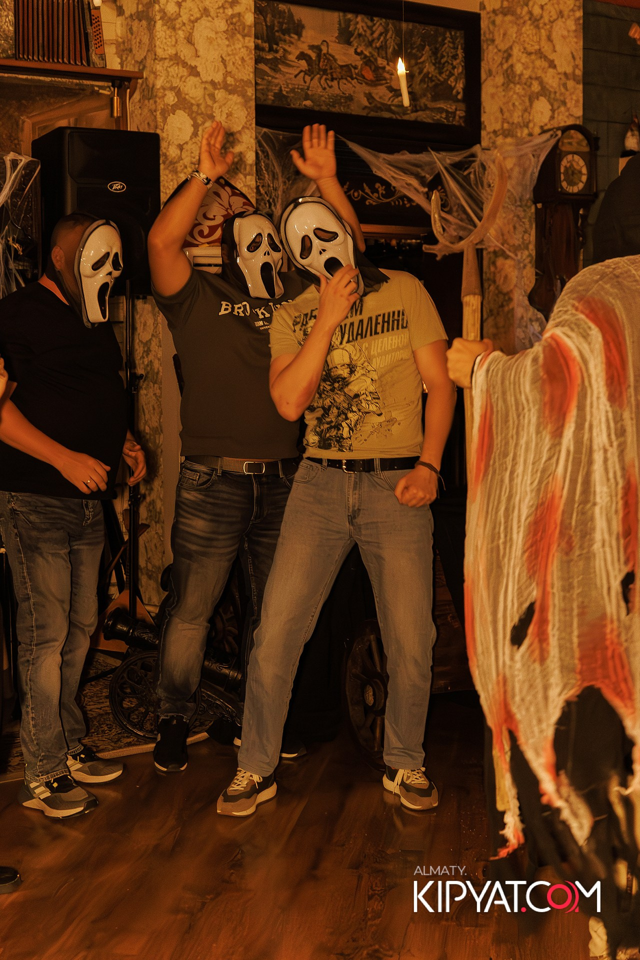 МАРЬИНА РОЩА. КИПЯТКОМ АЛМАТЫ!