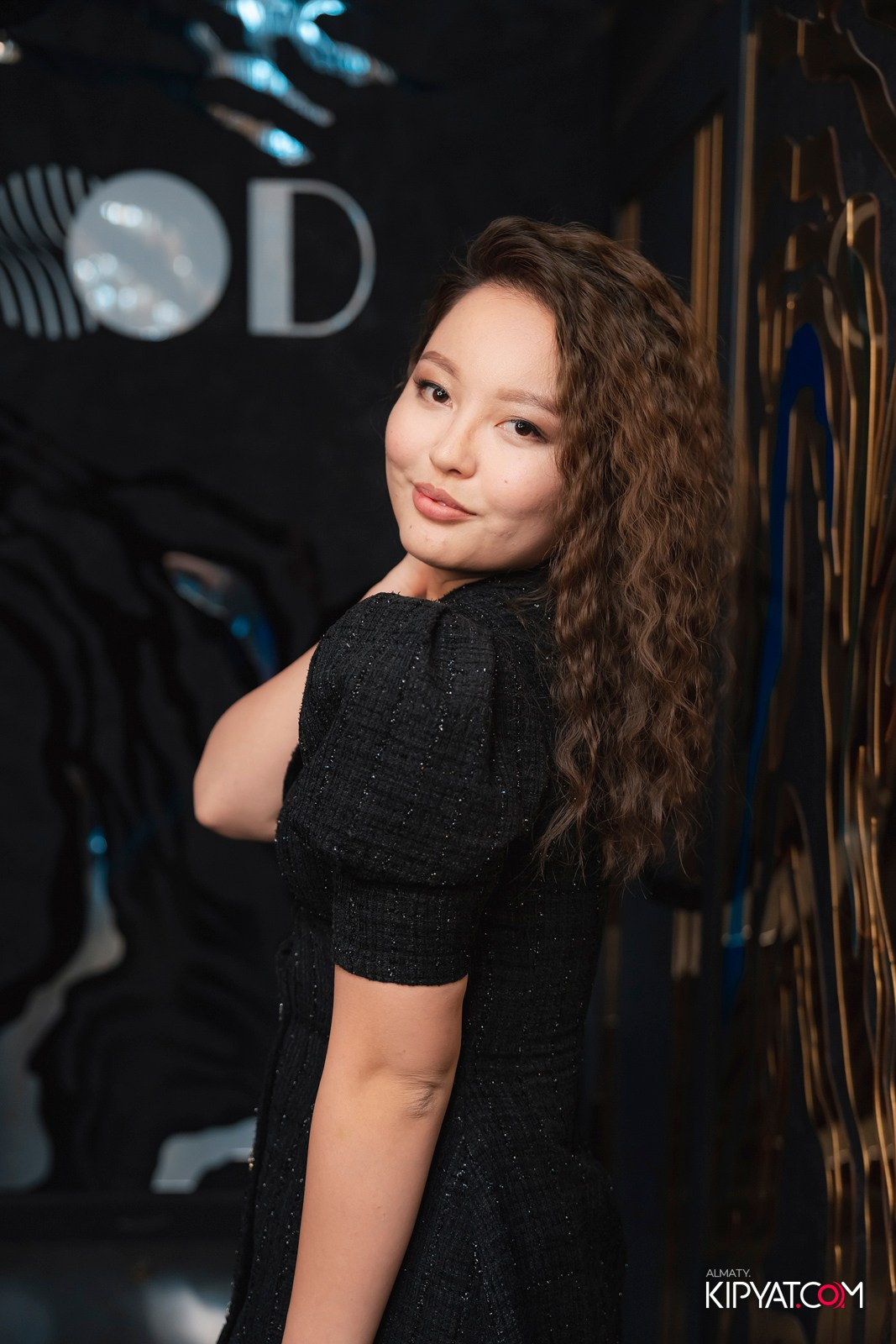 MOOD KARAOKE & TERRACE. КИПЯТКОМ АЛМАТЫ!