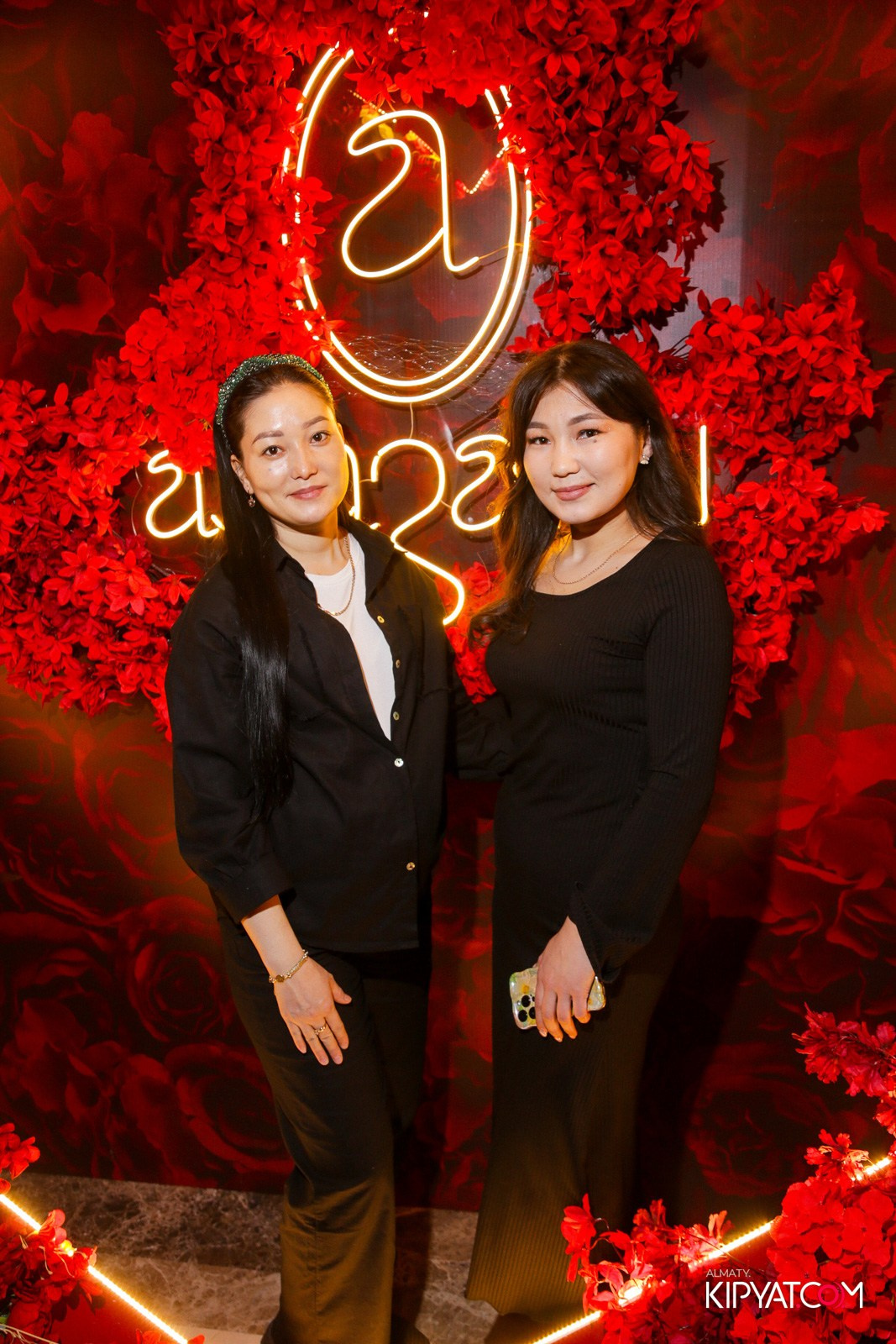 РЕСТОРАН ALAZANI НА КАБАНБАЙ БАТЫРА. КИПЯТКОМ АЛМАТЫ!