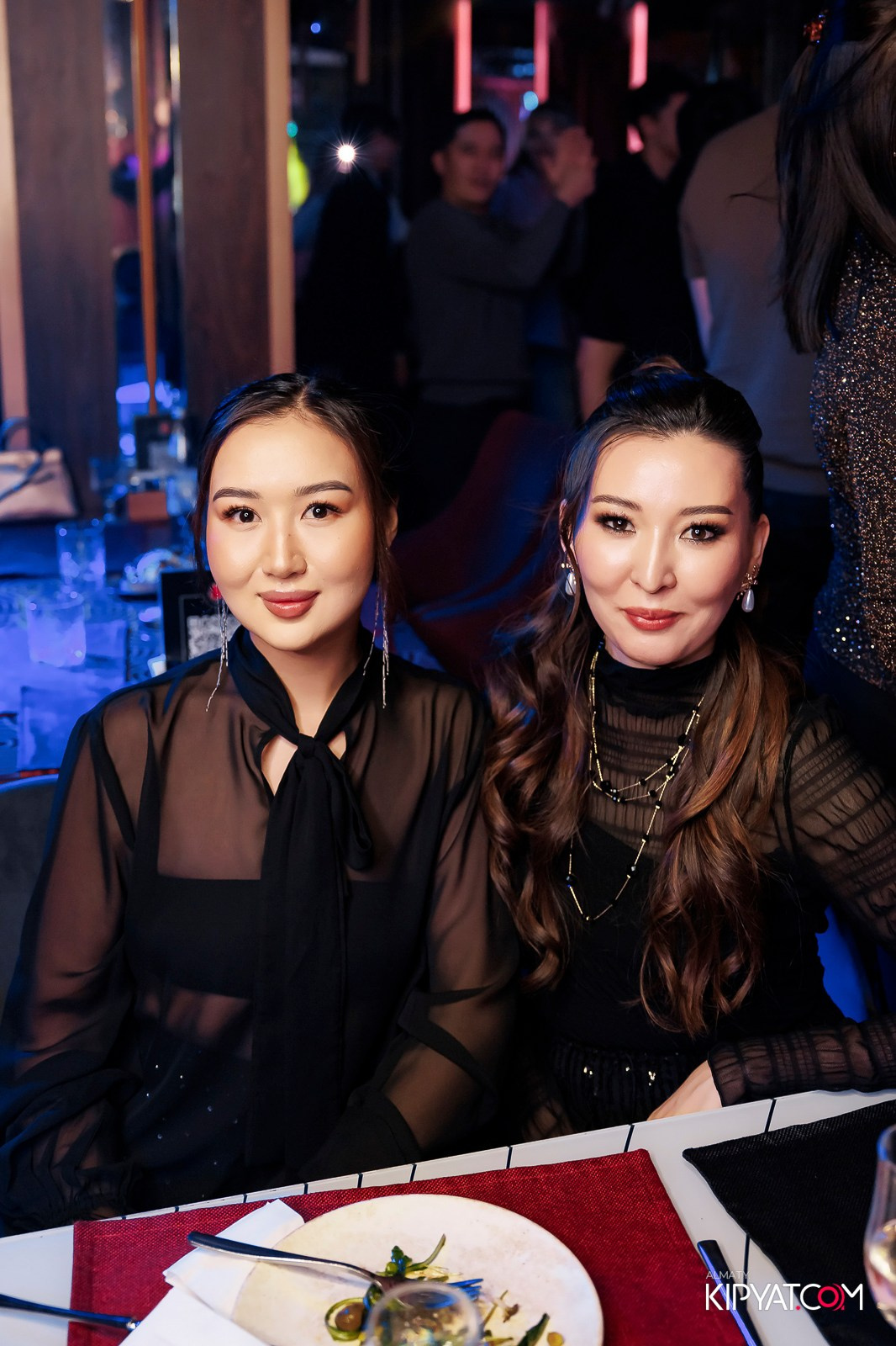 ЗАЯ, НА БИС. КИПЯТКОМ АЛМАТЫ! Фотосъемка мероприятий в Алматы