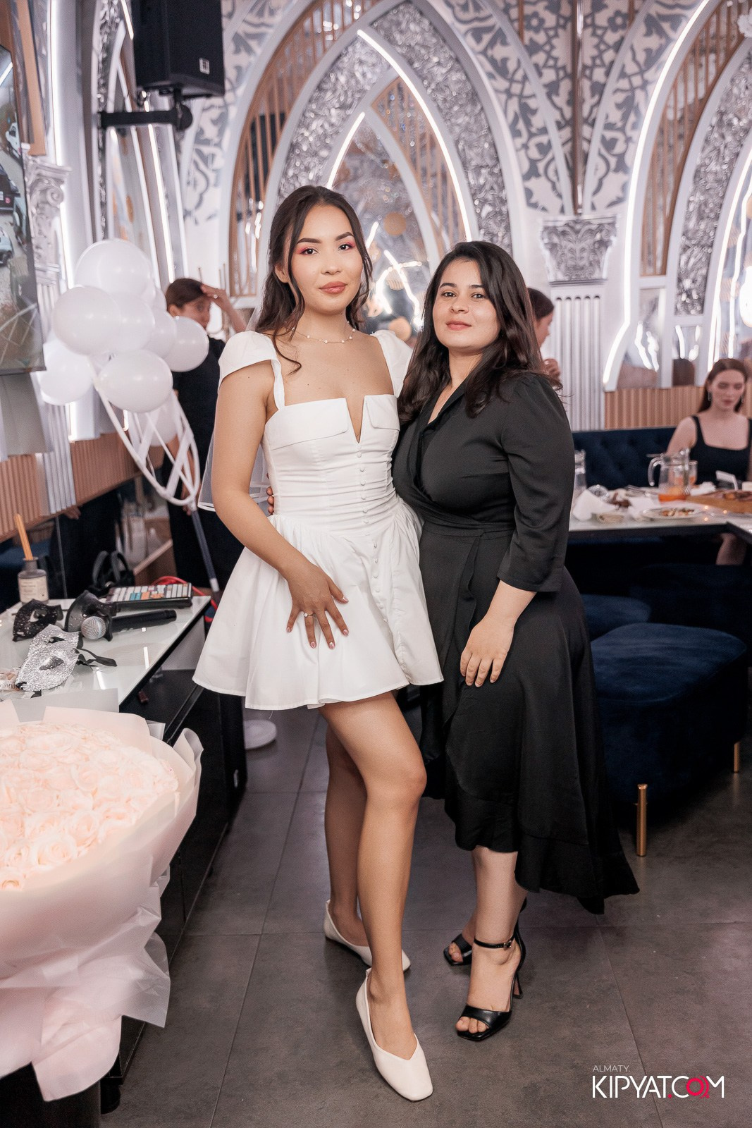 MOOD KARAOKE & TERRACE. КИПЯТКОМ АЛМАТЫ!