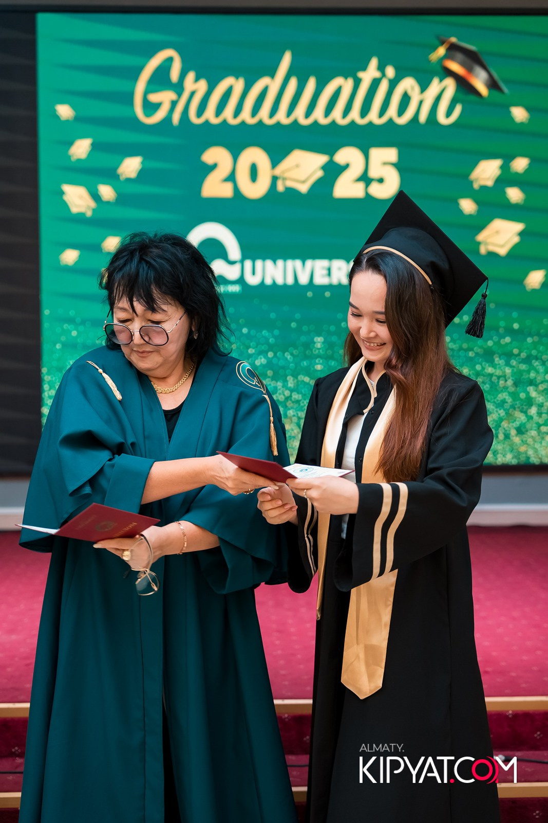 GRADUATION 2025 Q UNIVERSITY. КИПЯТКОМ АЛМАТЫ!