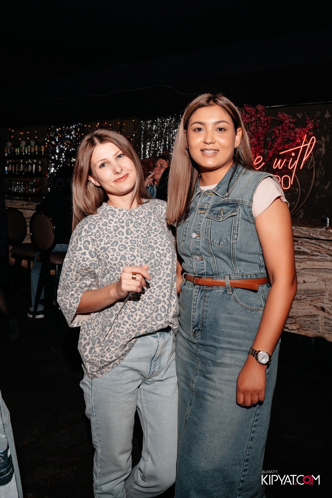 МУЗЫКАЛЬНОЕ ЛОТО В HIT RETRO. КИПЯТКОМ АЛМАТЫ!