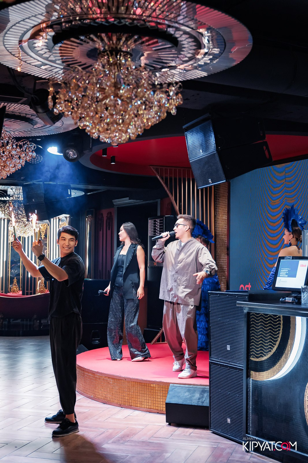 ЗАЯ, НА БИС. КИПЯТКОМ АЛМАТЫ!