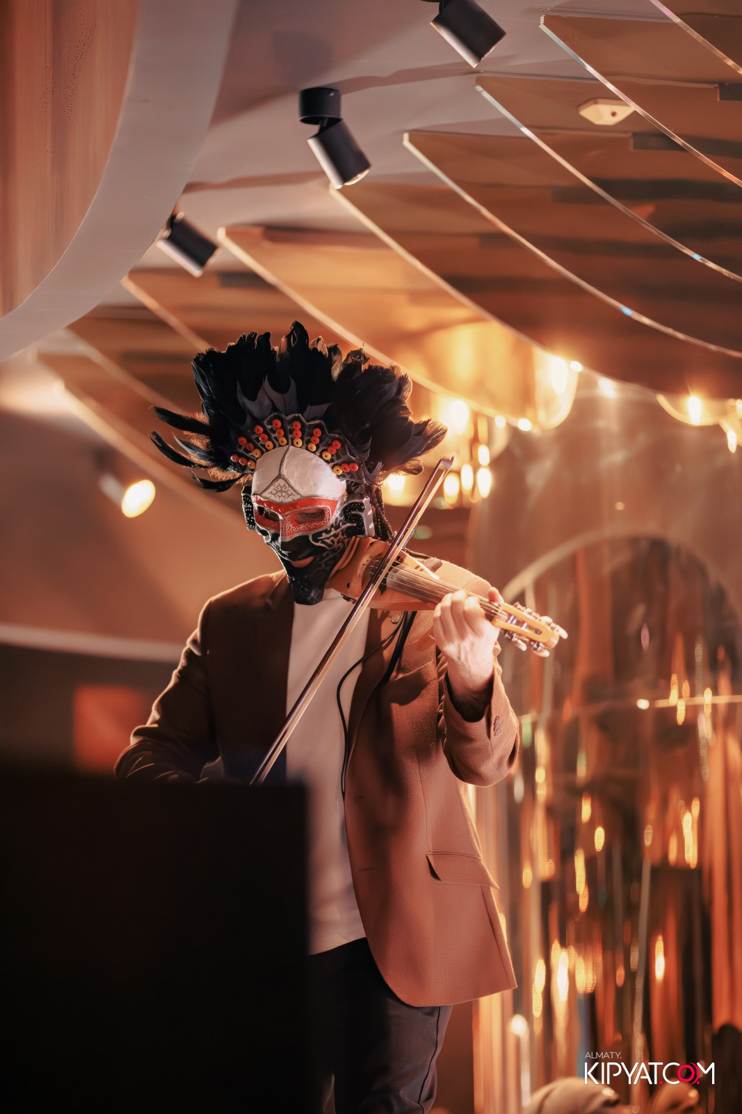 MOOD KARAOKE & TERRACE. КИПЯТКОМ АЛМАТЫ!