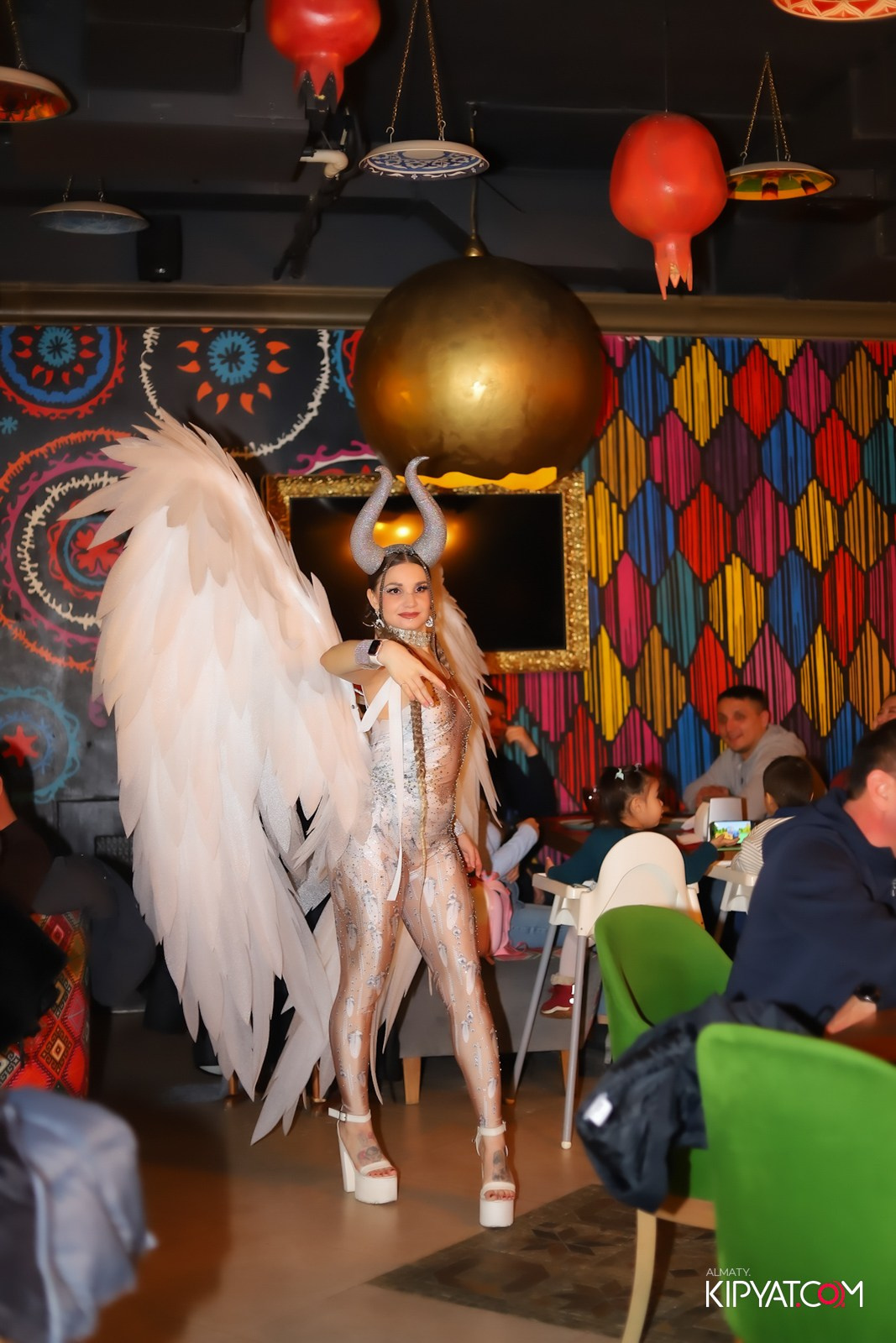 РЕСТОРАН PAVLIN MAVLIN. КИПЯТКОМ АЛМАТЫ!