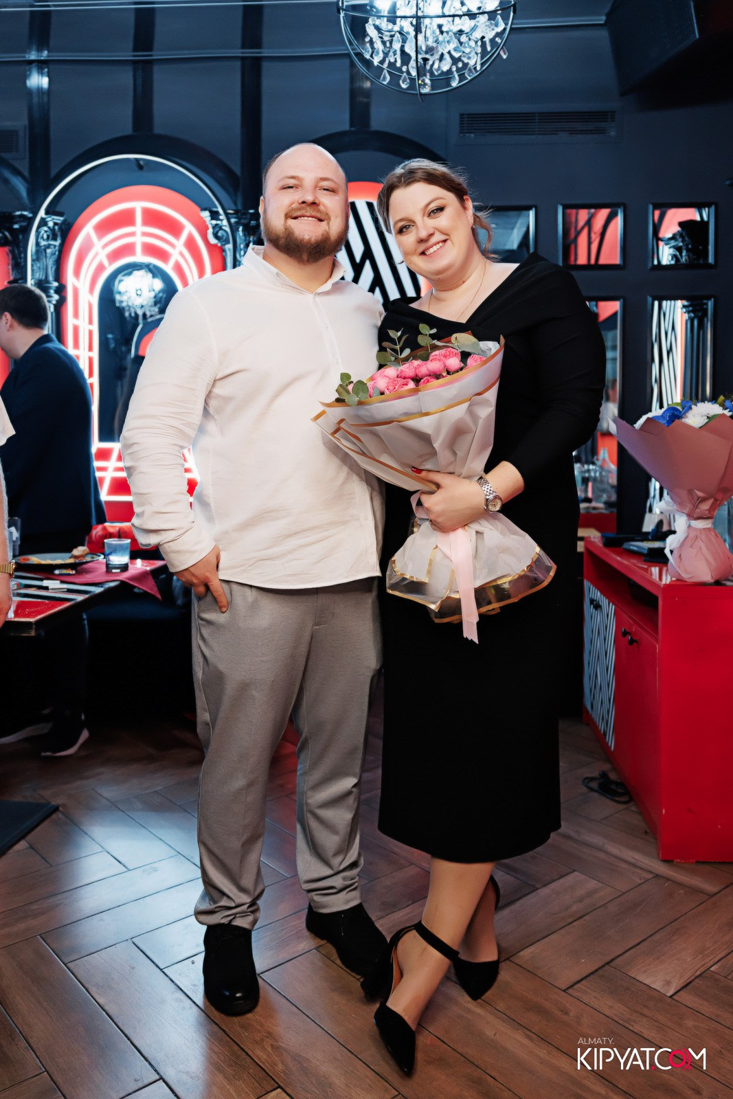 ЗАЯ, НА БИС. КИПЯТКОМ АЛМАТЫ!