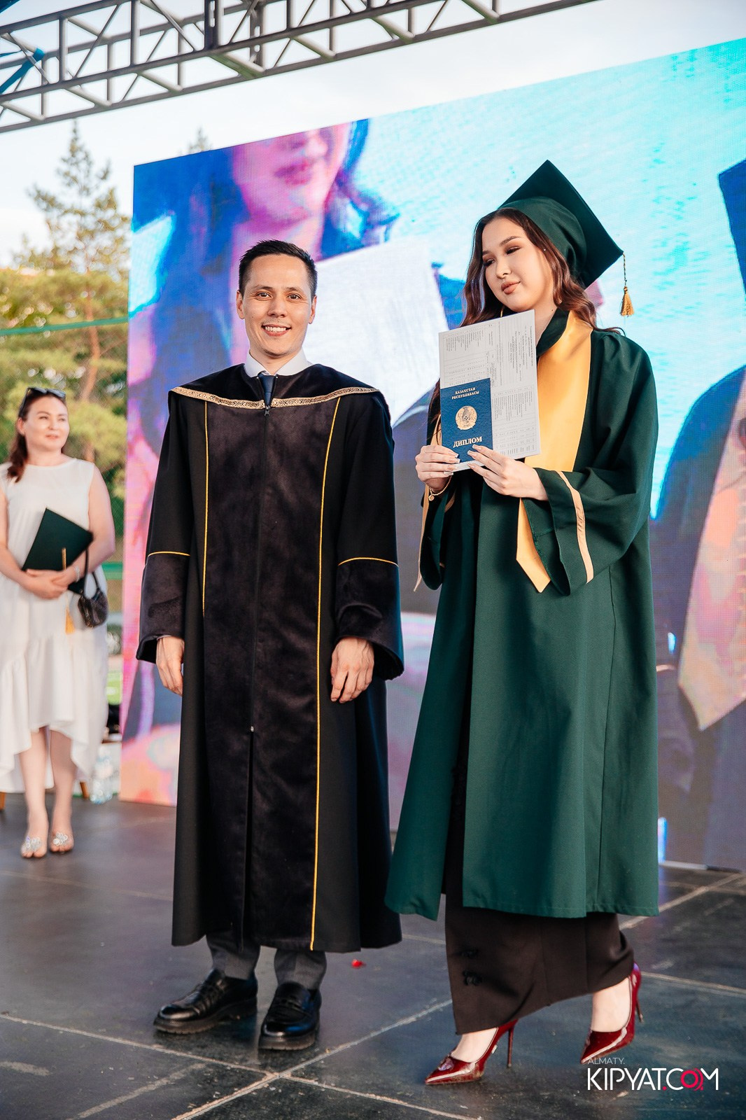 ВРУЧЕНИЕ ДИПЛОМОВ — НАРХОЗ КОЛЛЕДЖ. Part 3. КИПЯТКОМ АЛМАТЫ!