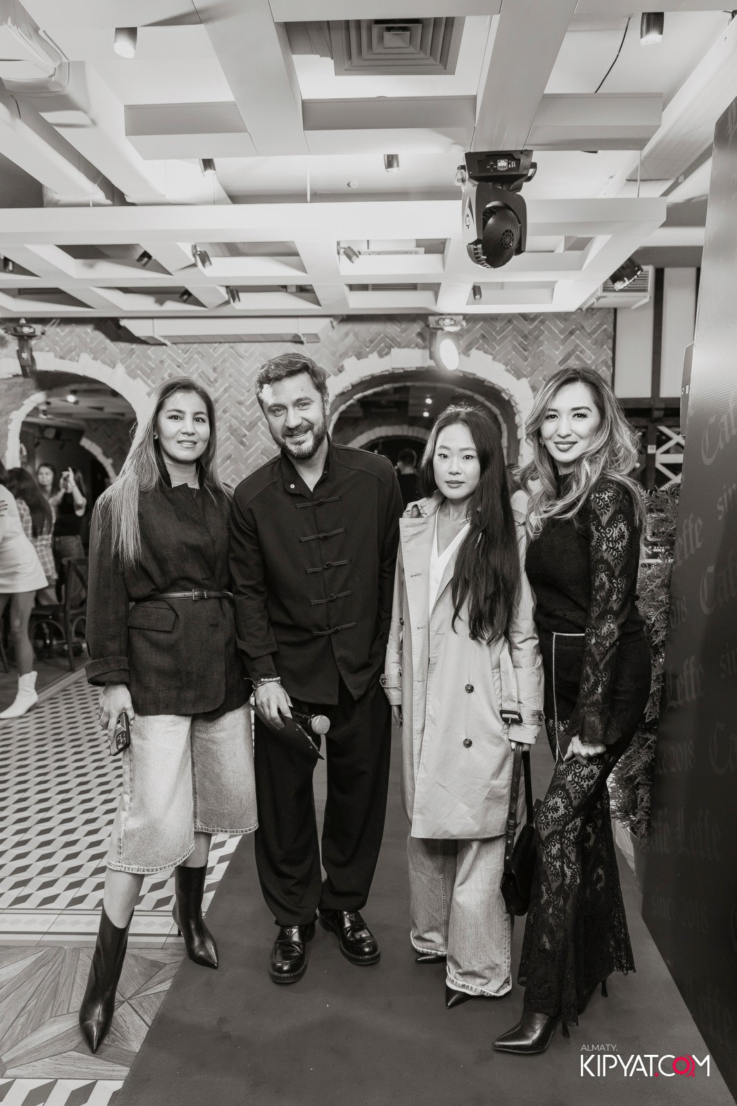 ОФИЦИАЛЬНОЕ ОТКРЫТИЕ CAFE LEFFE. КИПЯТКОМ АЛМАТЫ!