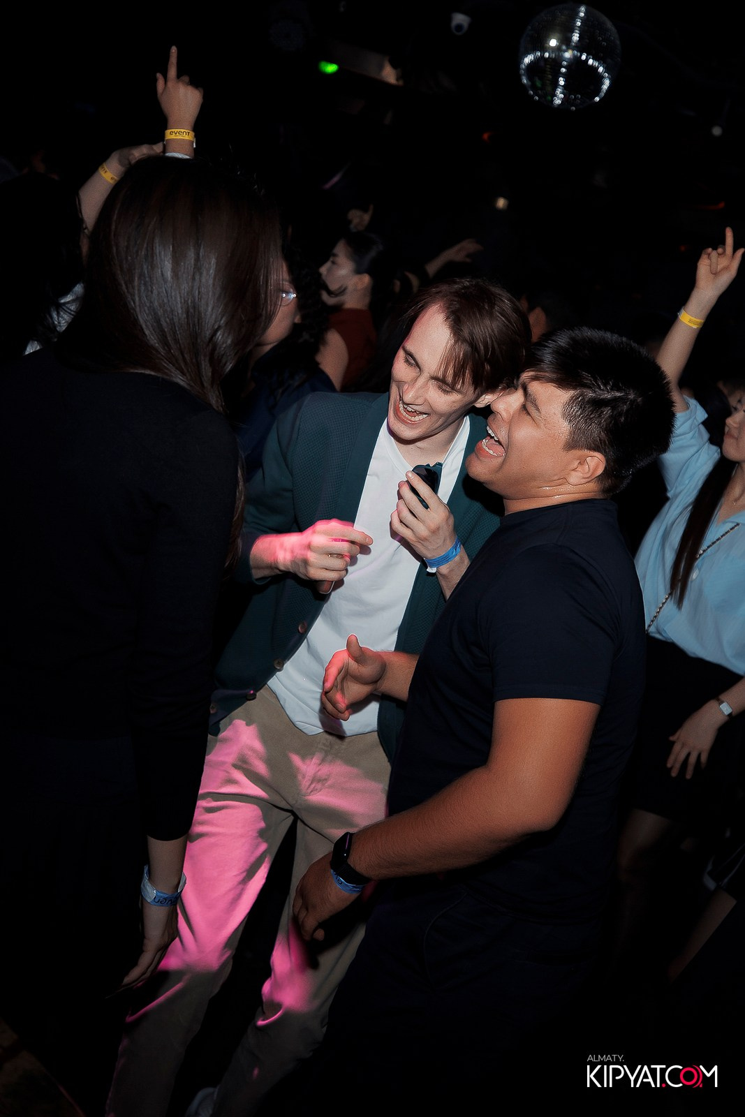 EVENT BAR. КИПЯТКОМ АЛМАТЫ!