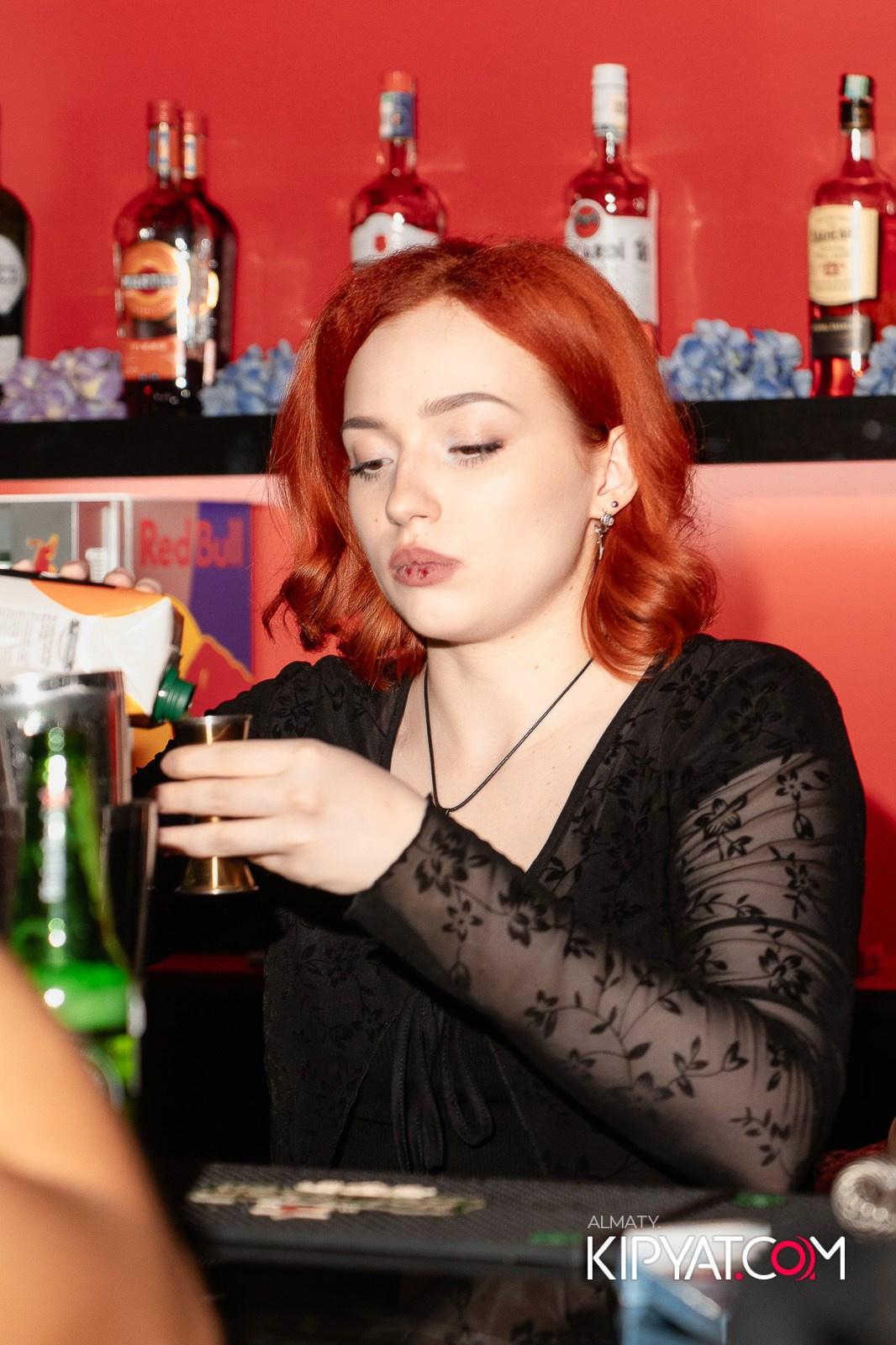 UYAT EMES BAR. КИПЯТКОМ АЛМАТЫ!