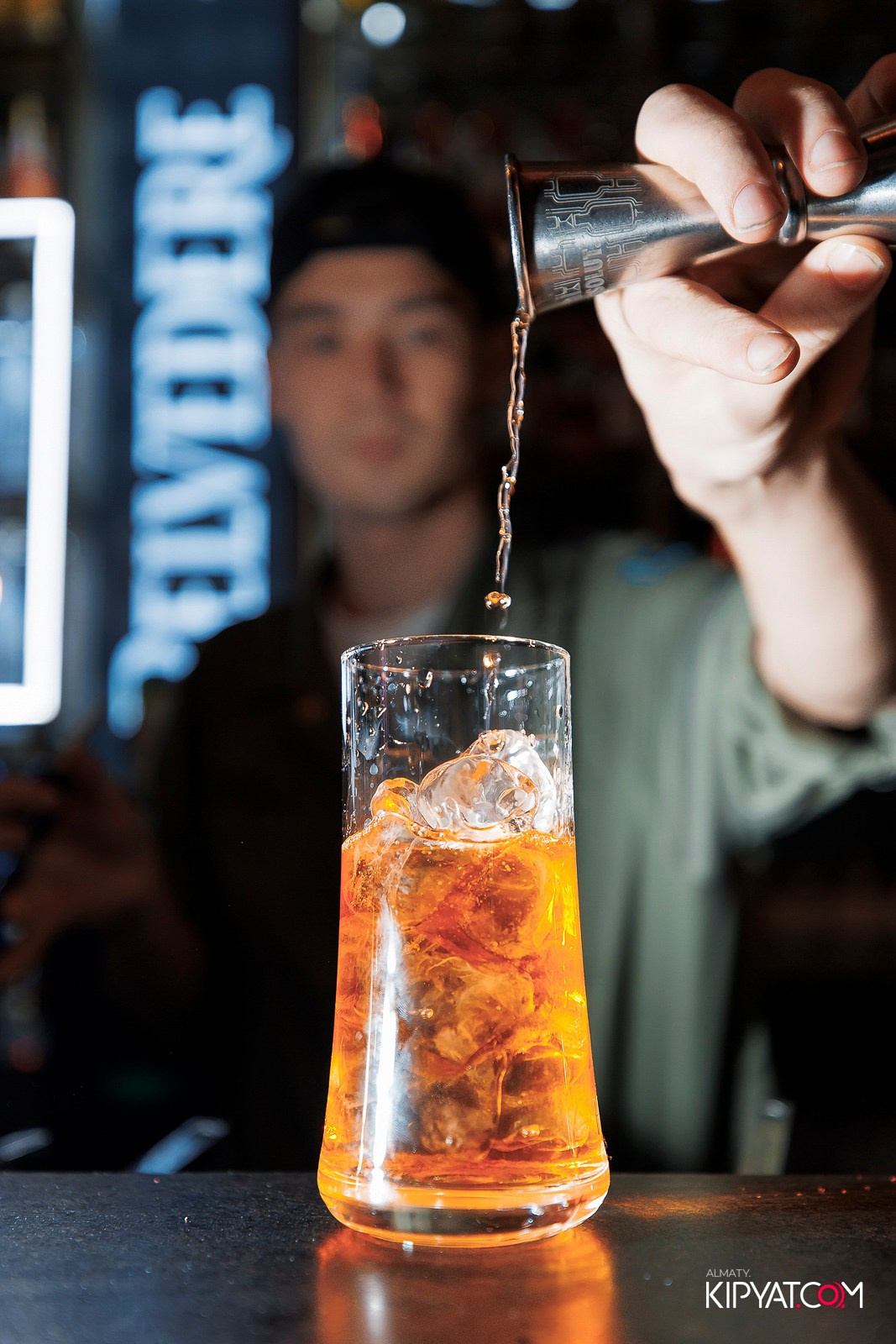 FRIENDS BAR & TERRACE. КИПЯТКОМ АЛМАТЫ! Фотосъемка мероприятий в Алматы