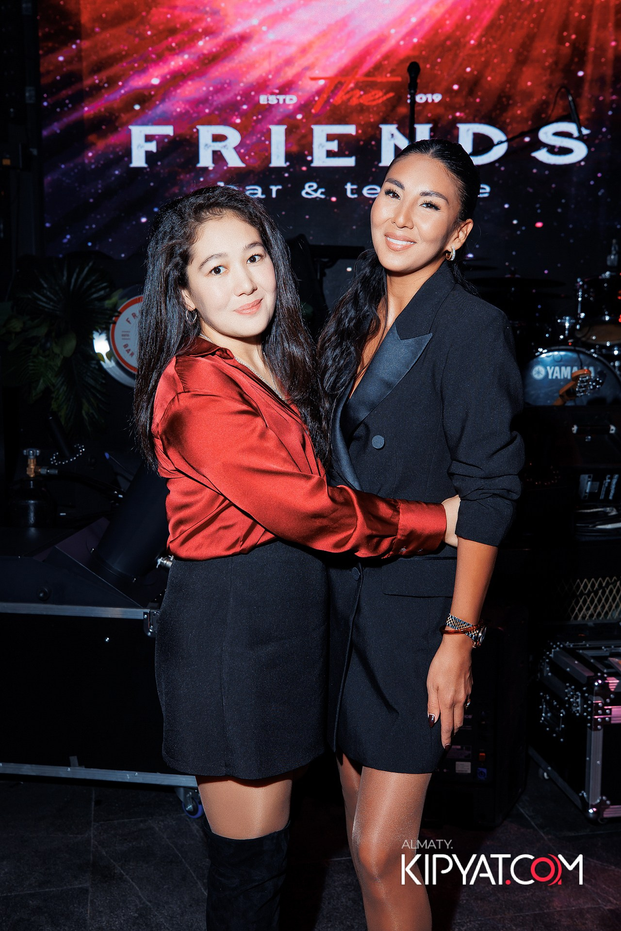 FRIENDS BAR & TERRACE. КИПЯТКОМ АЛМАТЫ! Фотосъемка мероприятий в Алматы