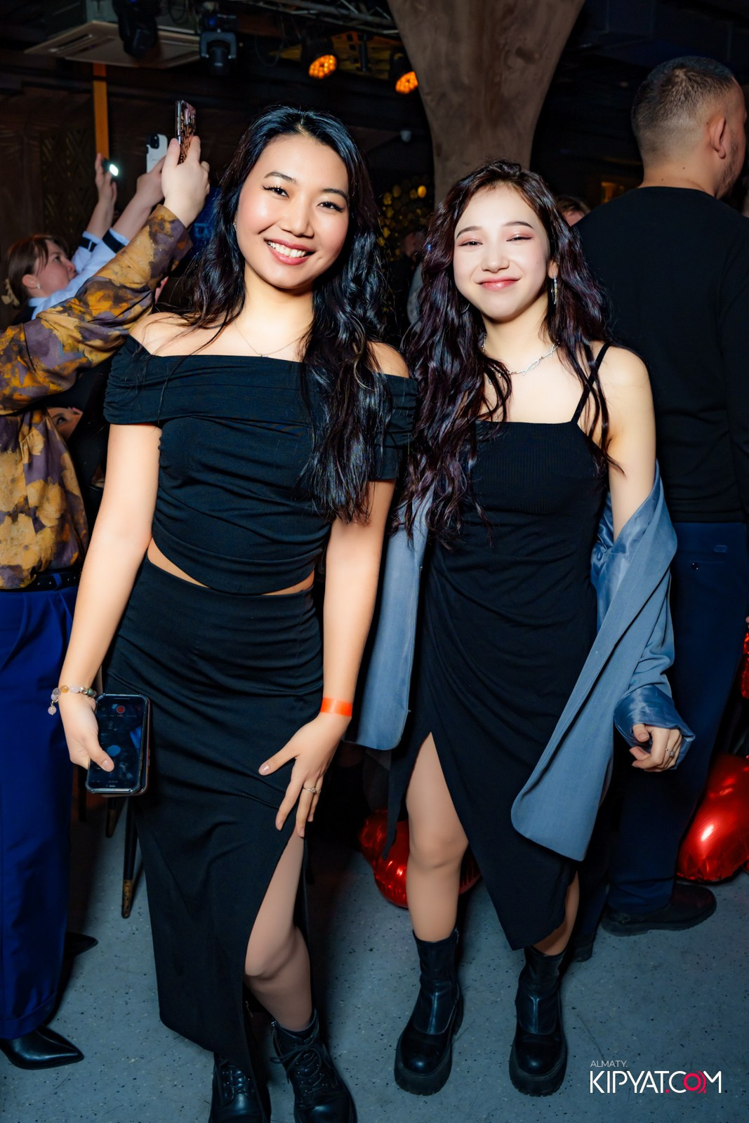 LAUREATE KARAOKE HALL. КИПЯТКОМ АЛМАТЫ!