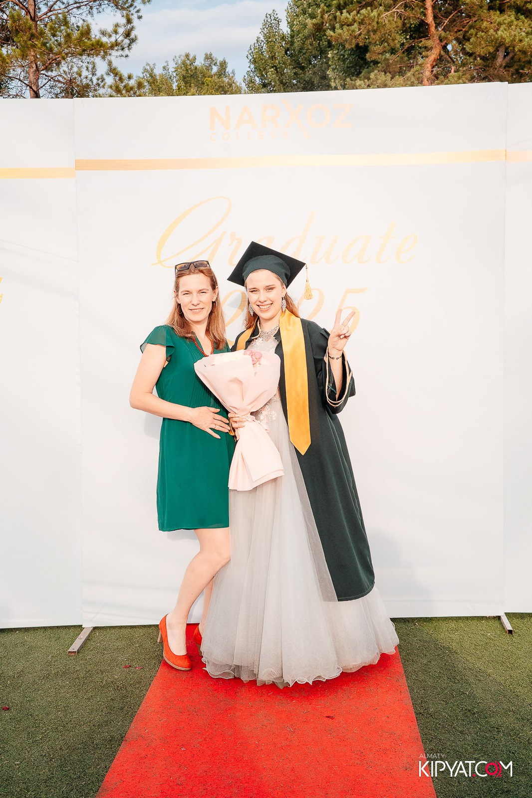 ВРУЧЕНИЕ ДИПЛОМОВ — НАРХОЗ КОЛЛЕДЖ. Part 1. КИПЯТКОМ АЛМАТЫ!