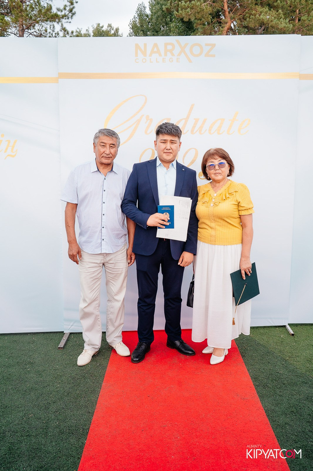 ВРУЧЕНИЕ ДИПЛОМОВ — НАРХОЗ КОЛЛЕДЖ. Part 1. КИПЯТКОМ АЛМАТЫ!