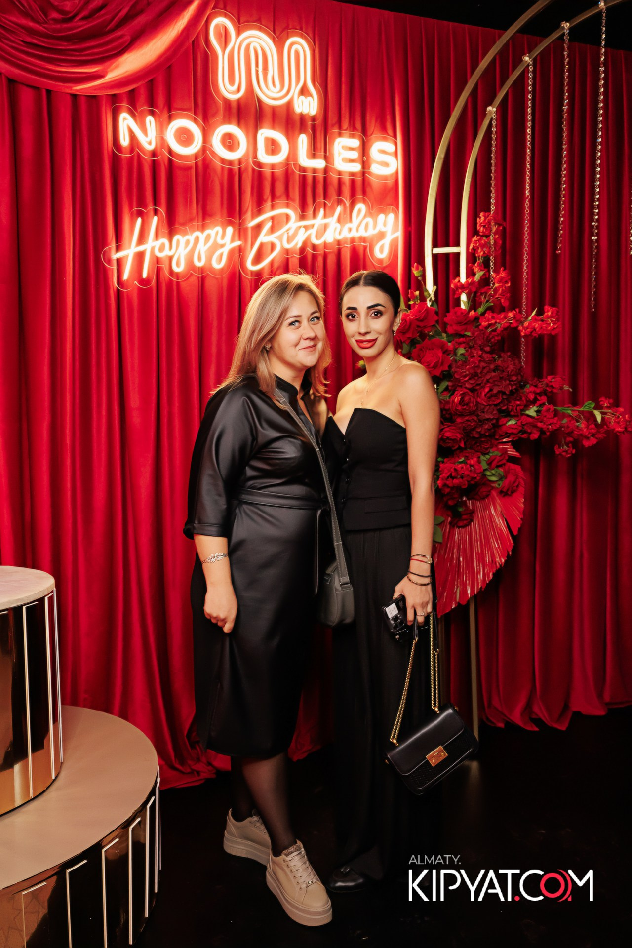 День рождения ресторана Noodles — 15 лет. КИПЯТКОМ АЛМАТЫ! Фотосъемка мероприятий в Алматы