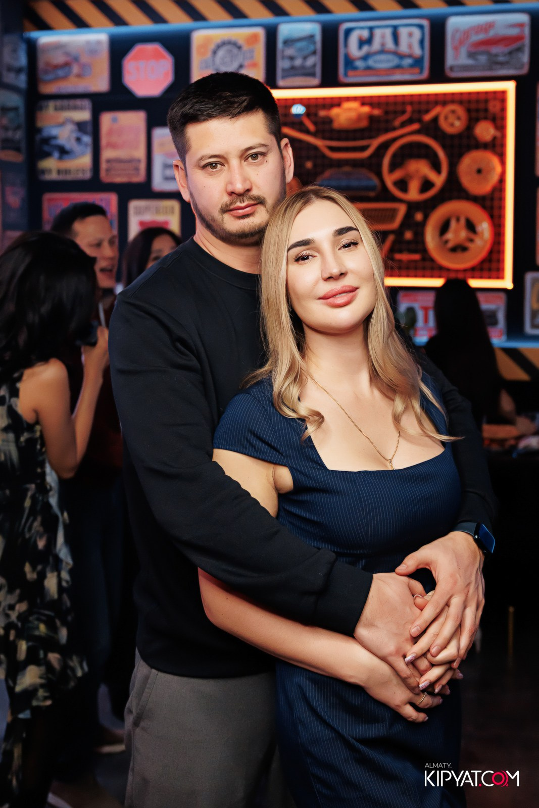 ЗАЯ, НА БИС. КИПЯТКОМ АЛМАТЫ!