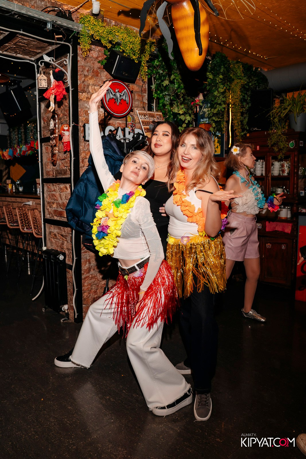 RE: SET. КИПЯТКОМ АЛМАТЫ! Фотосъемка мероприятий в Алматы