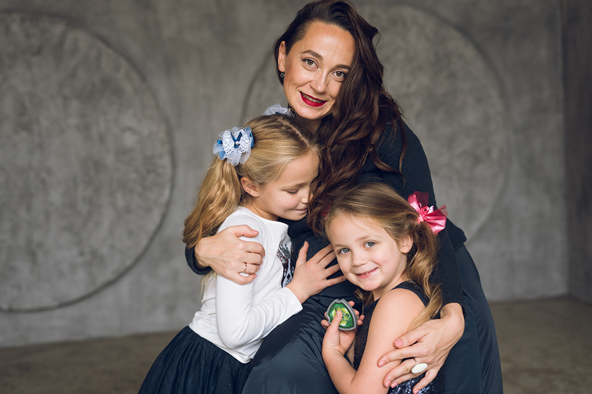 Семейная фотосессия беременной со старшим ребенком в Москве - Анна Бор. Видеограф в Москве Анна Бортникова