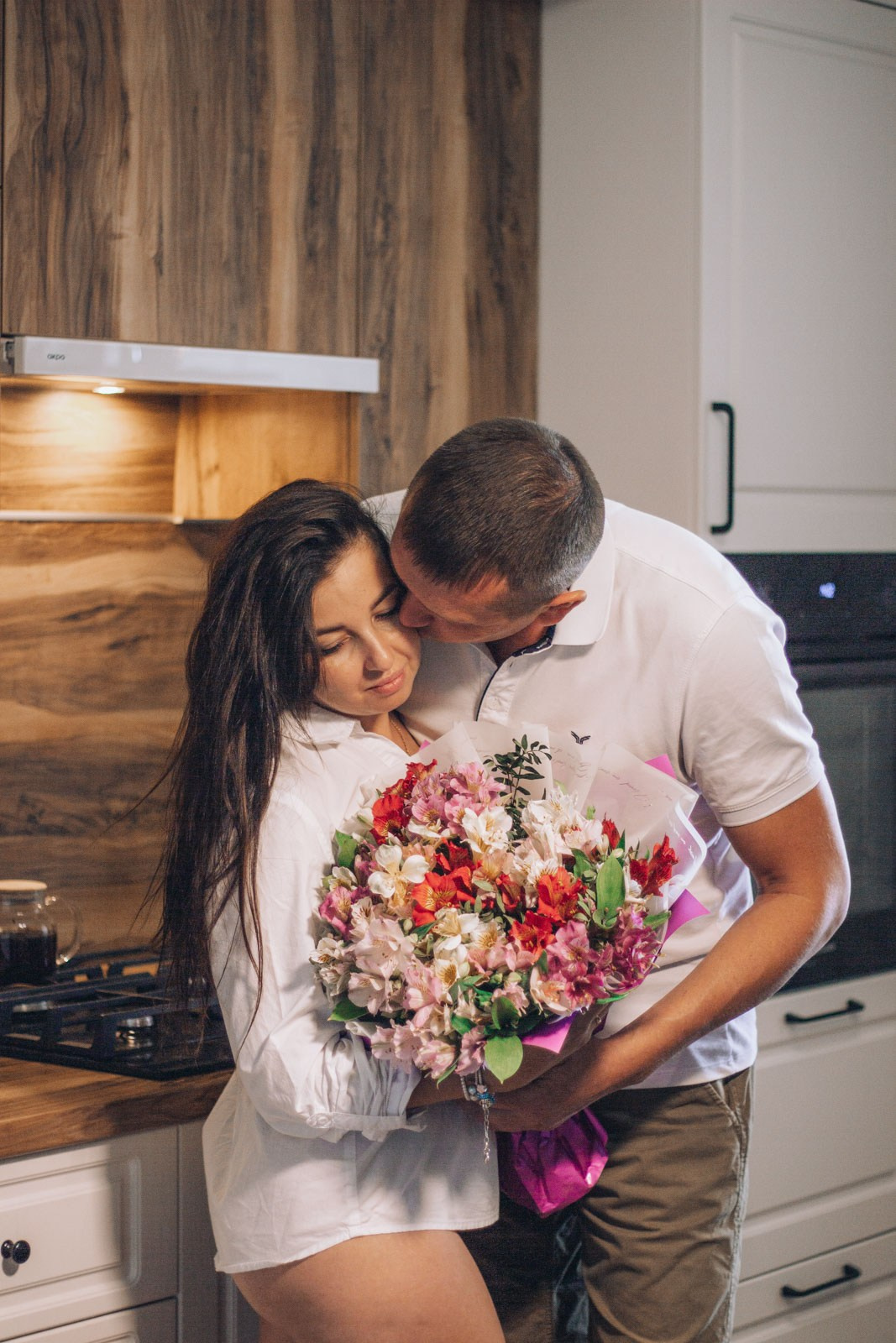 Дарья и Сергей (Фотосессия дома, фотосессия история любви, ловстори). Женский фотограф в Орске Новотроицке Динара Долганова