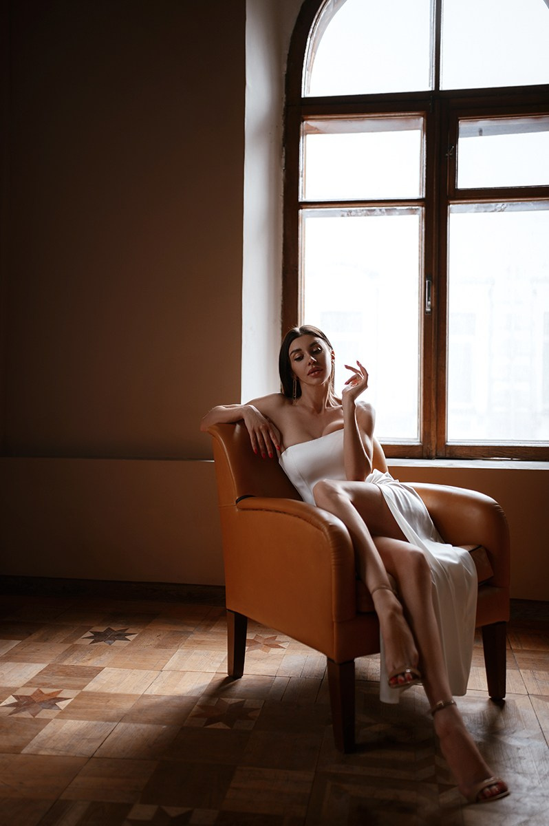 Портфолио со съемок в студиях и с фотопроектов. Женский фотограф в Москве Юлия Любченко