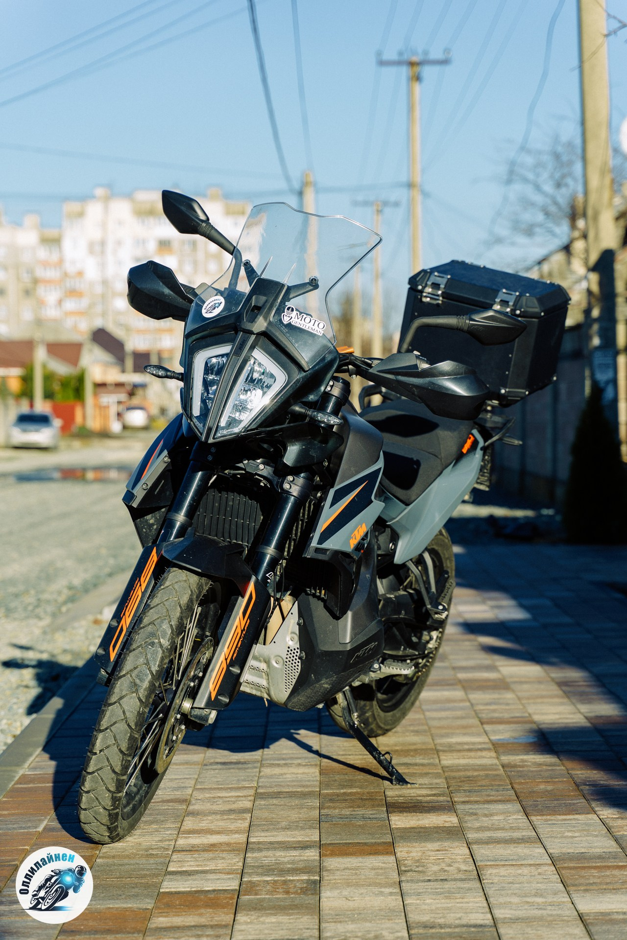 Аренда мотоцикла. Занятия по безопасному управлению мотоциклом Владимир Оллилайнен