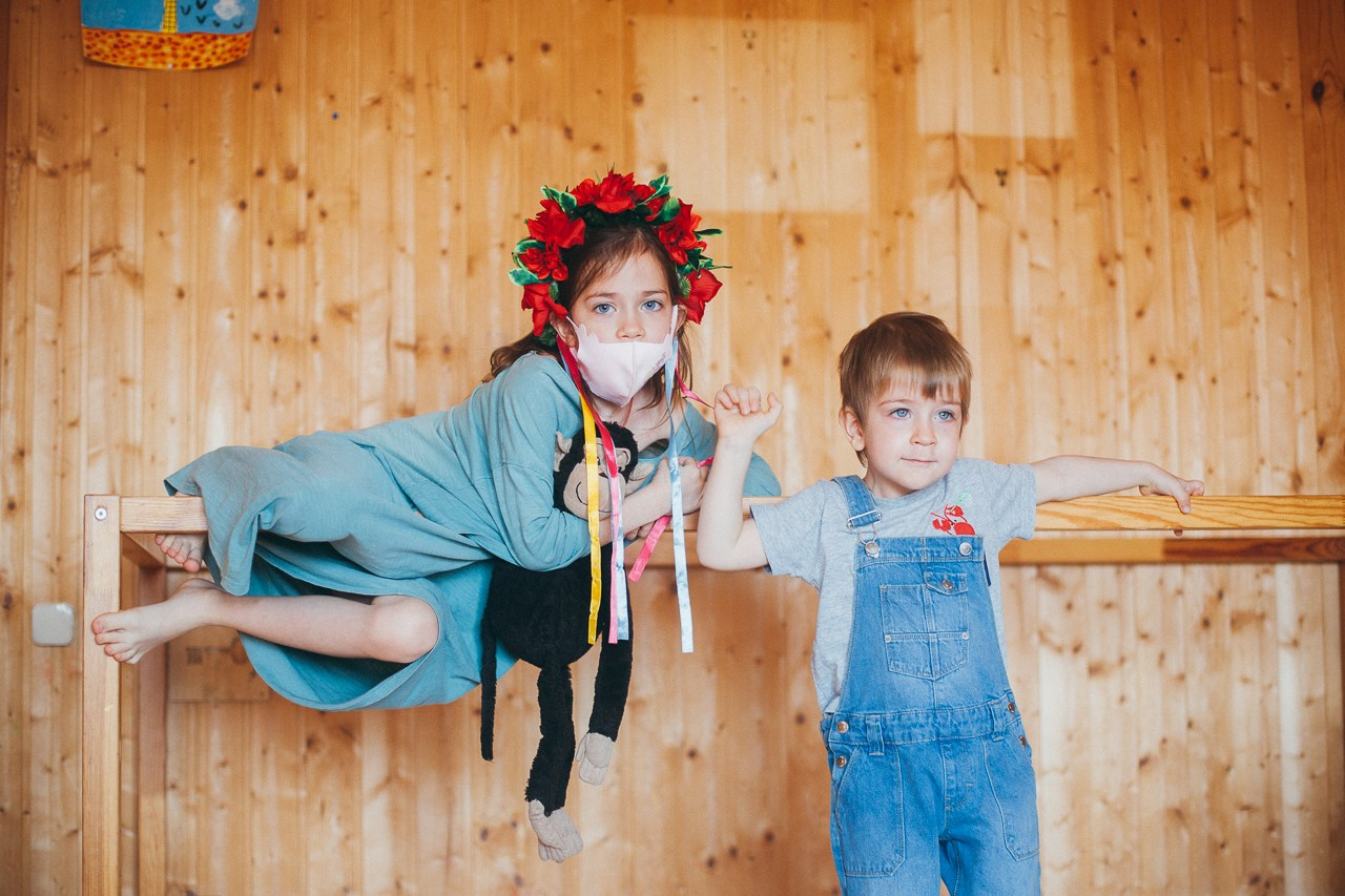 Брат и сестра. Фотограф Денис Денисов