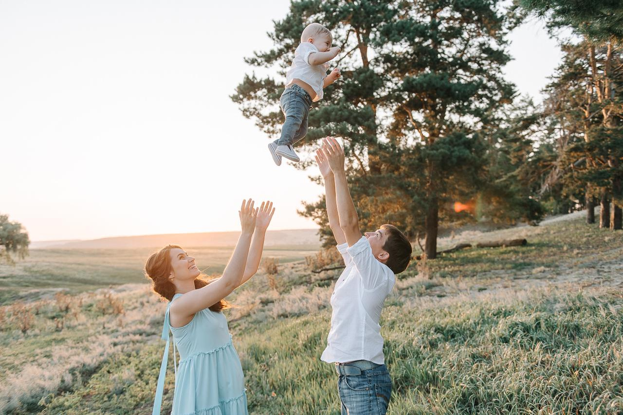 Ира, Равиль и Лёва в ожидании чуда. Фотограф Валерия Голубева (Миронова)