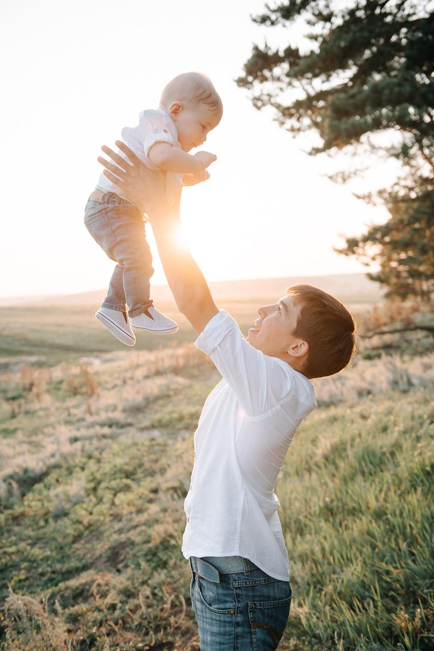 Ира, Равиль и Лёва в ожидании чуда. Фотограф Валерия Голубева (Миронова)