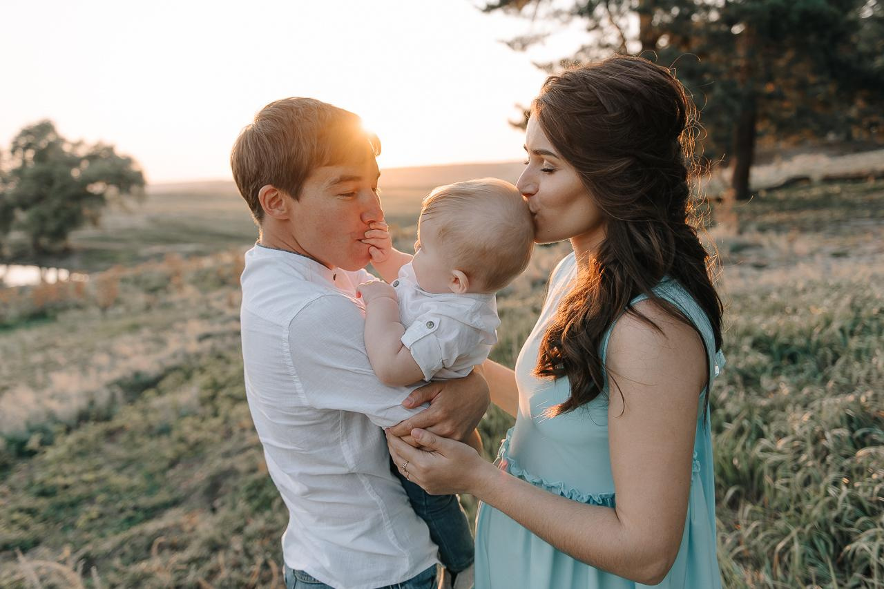 Ира, Равиль и Лёва в ожидании чуда. Фотограф Валерия Голубева (Миронова)