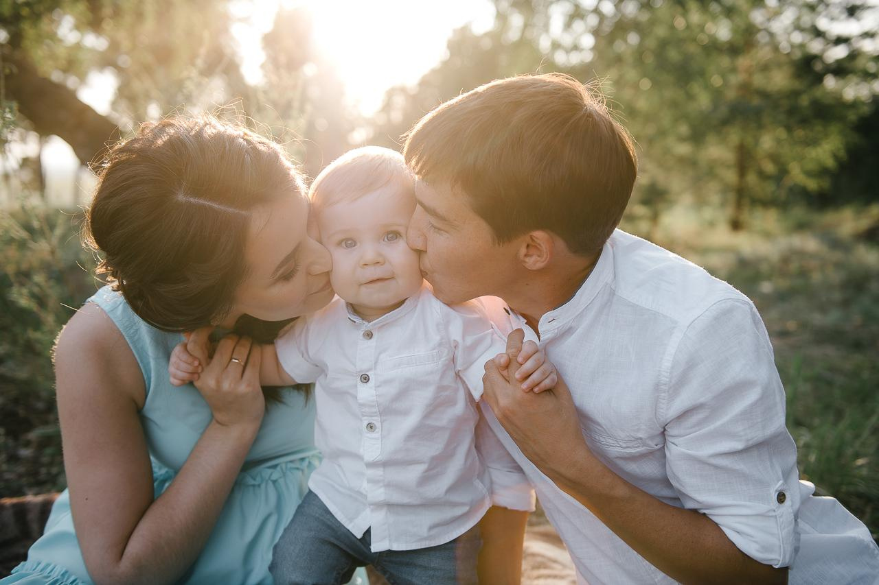 Ира, Равиль и Лёва в ожидании чуда. Фотограф Валерия Голубева (Миронова)