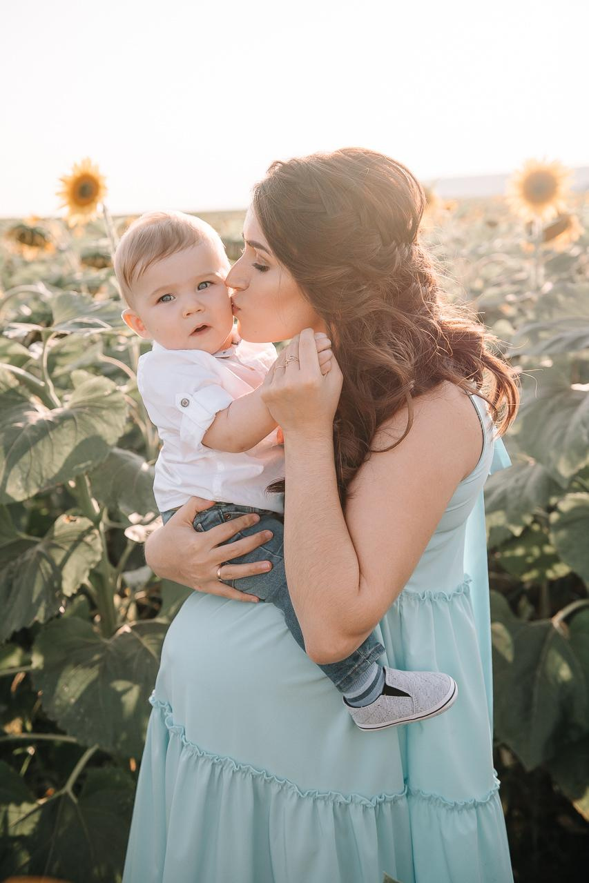 Ира, Равиль и Лёва в ожидании чуда. Фотограф Валерия Голубева (Миронова)