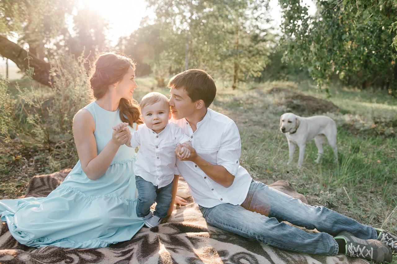 Ира, Равиль и Лёва в ожидании чуда. Фотограф Валерия Голубева (Миронова)