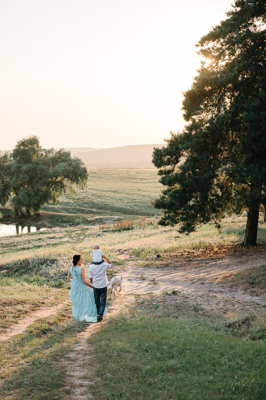 Ира, Равиль и Лёва в ожидании чуда. Фотограф Валерия Голубева (Миронова)