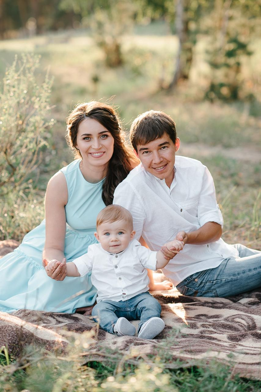 Ира, Равиль и Лёва в ожидании чуда. Фотограф Валерия Голубева (Миронова)