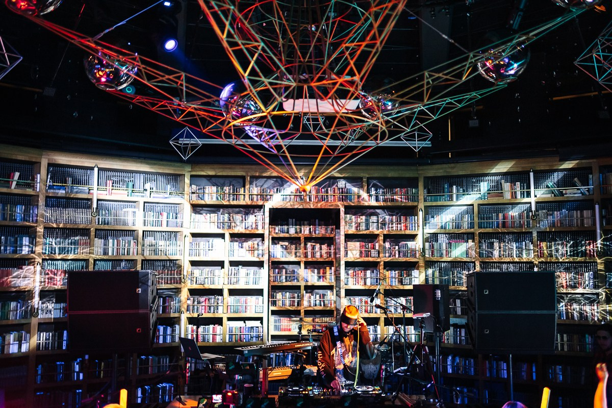 Концерт Volen Sentir в клубе «COMMUNITY». Фотограф Москва