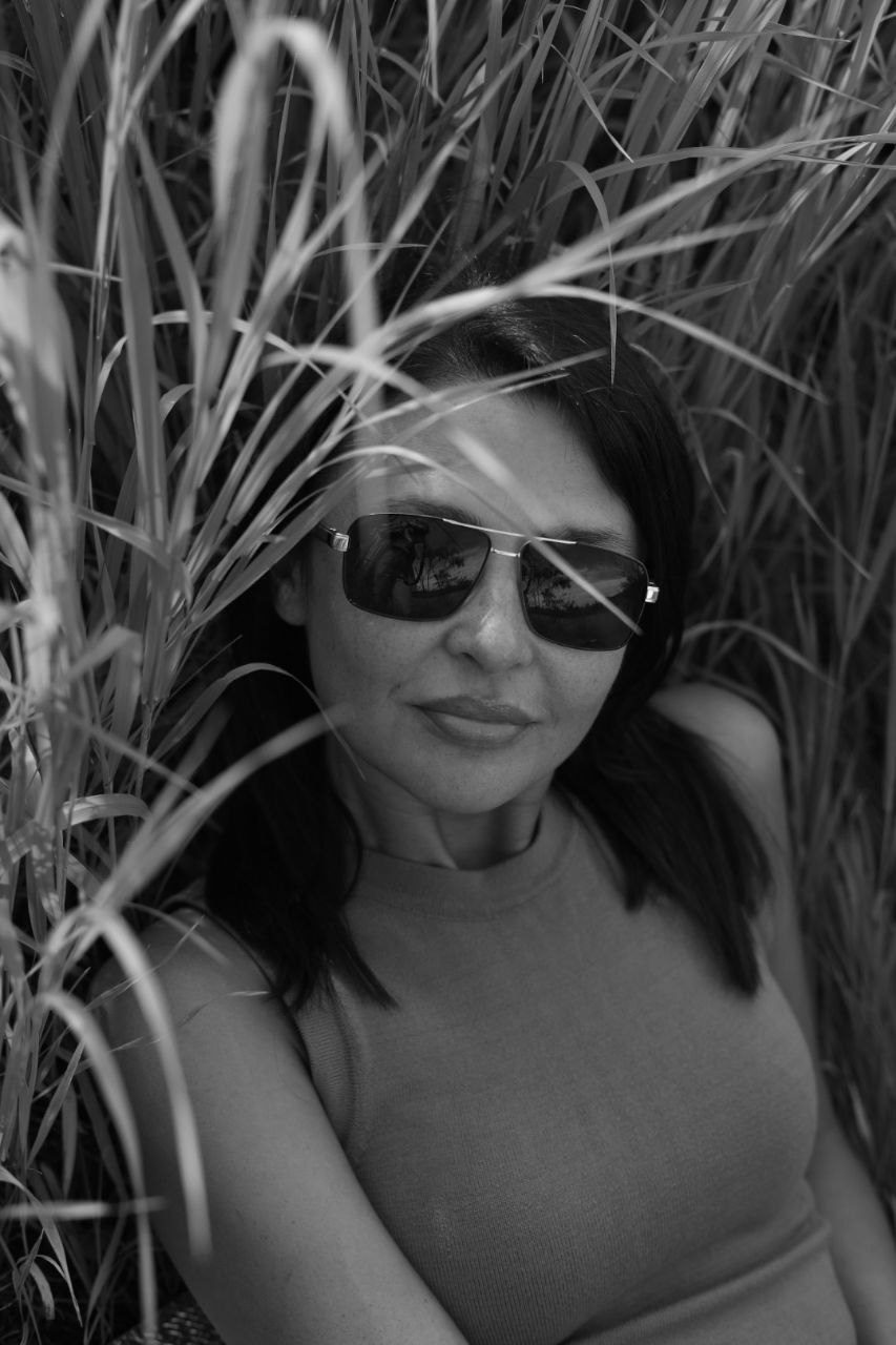 Ирина, фотопрогулка 2025 год. Фотограф Екатерина Гусакова