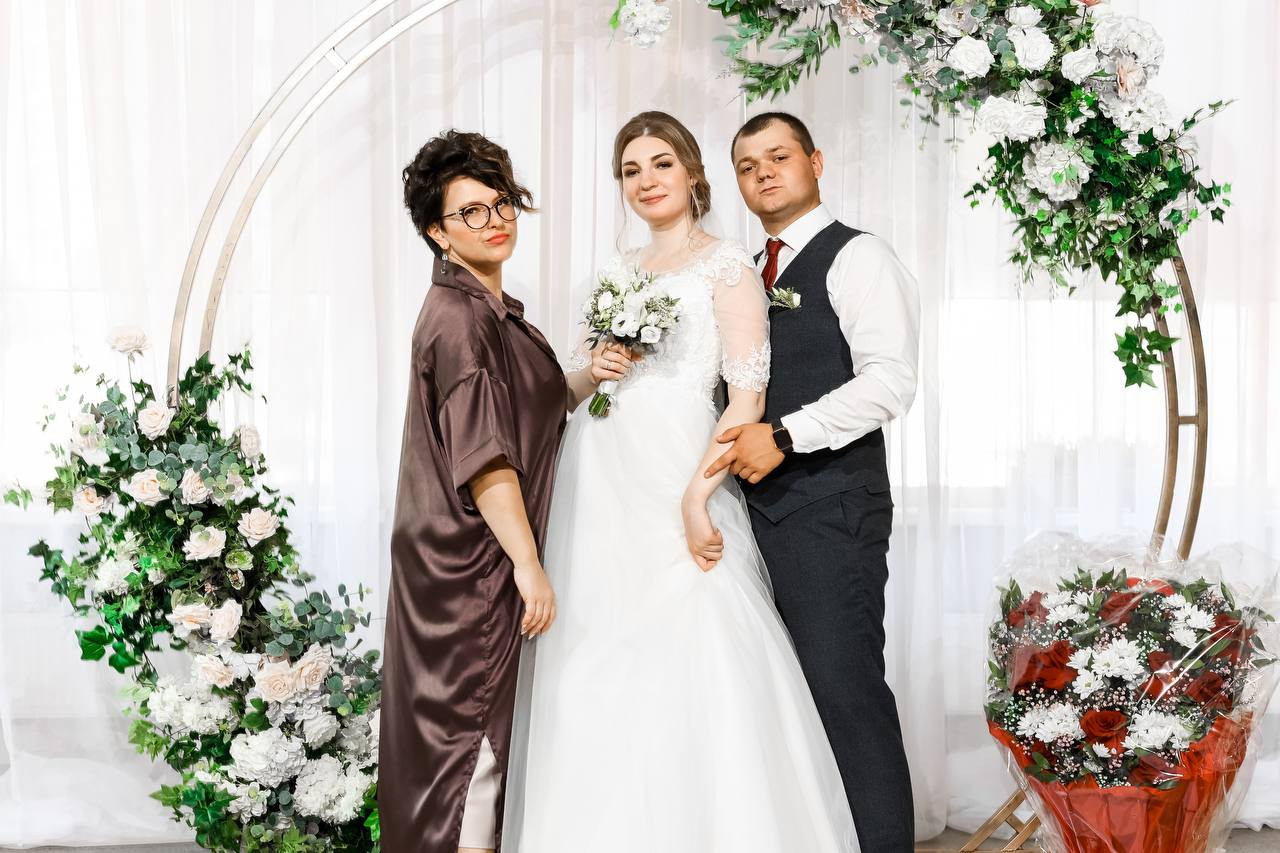 Свадьбы. Людмила Тихонова