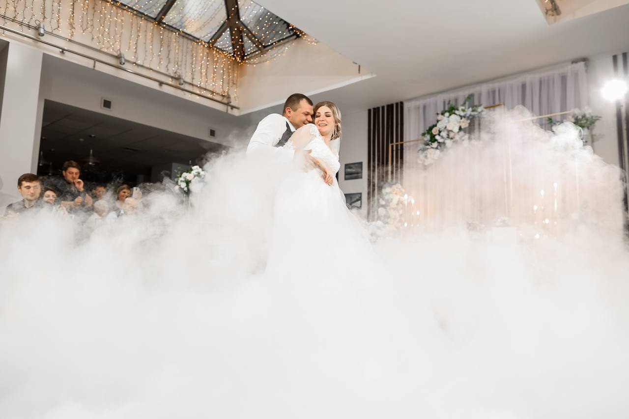 Свадьбы. Людмила Тихонова