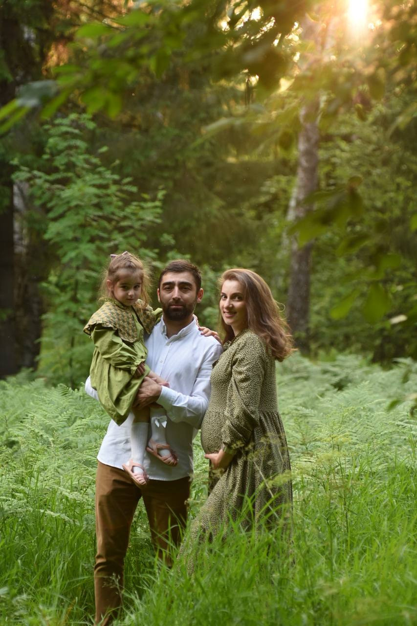Семейная фотосессия на природе. Фотограф Юлия Кондратьева