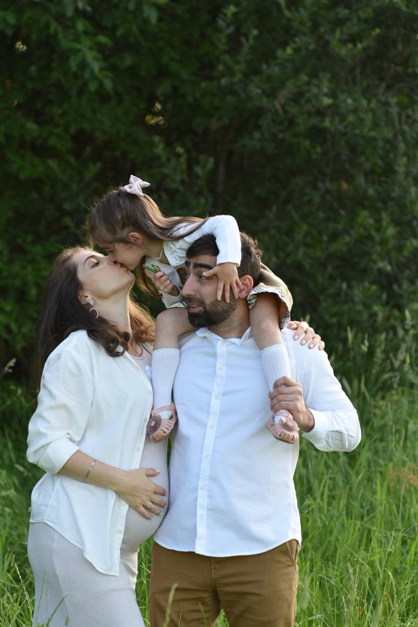 Семейная фотосессия на природе. Фотограф Юлия Кондратьева