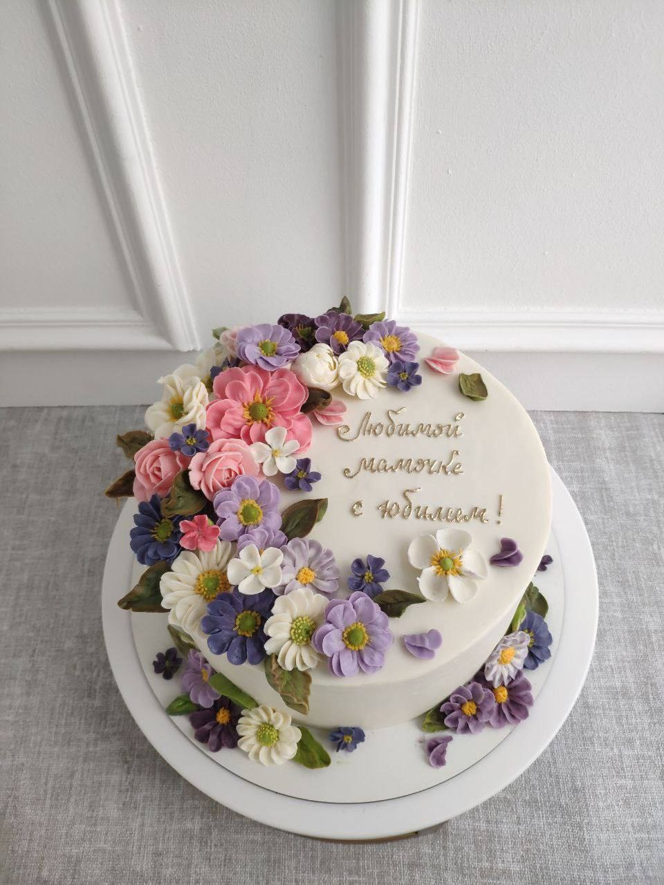 Работы учениц. Аникина Юлия / Кремовая флористика в корейской технике