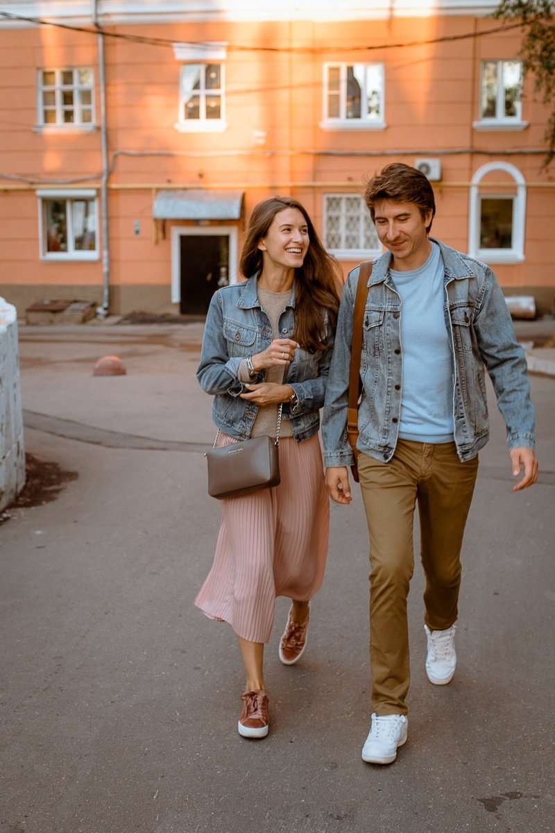 Masha and Sasha. Fotograf u Crnoj Gori-porodično fotografisanje sa djecom, lovestory, nekretnine