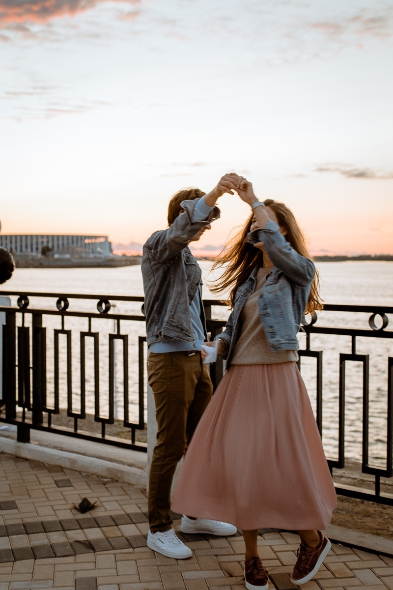 Masha and Sasha. Fotograf u Crnoj Gori-porodično fotografisanje sa djecom, lovestory, nekretnine