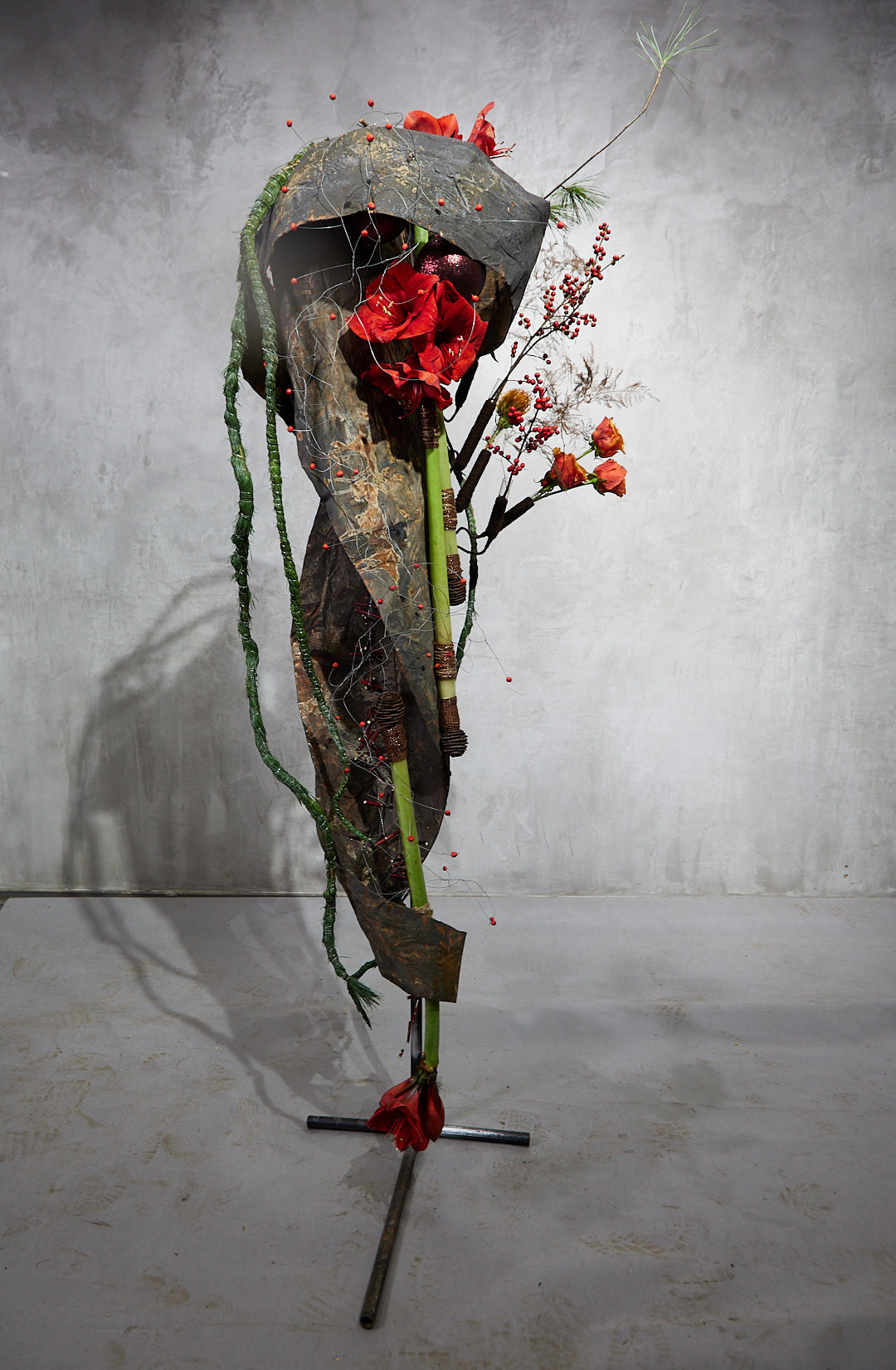 Modern art and floristic art. Maria Poleshchuk, commercial photographer in Sydney