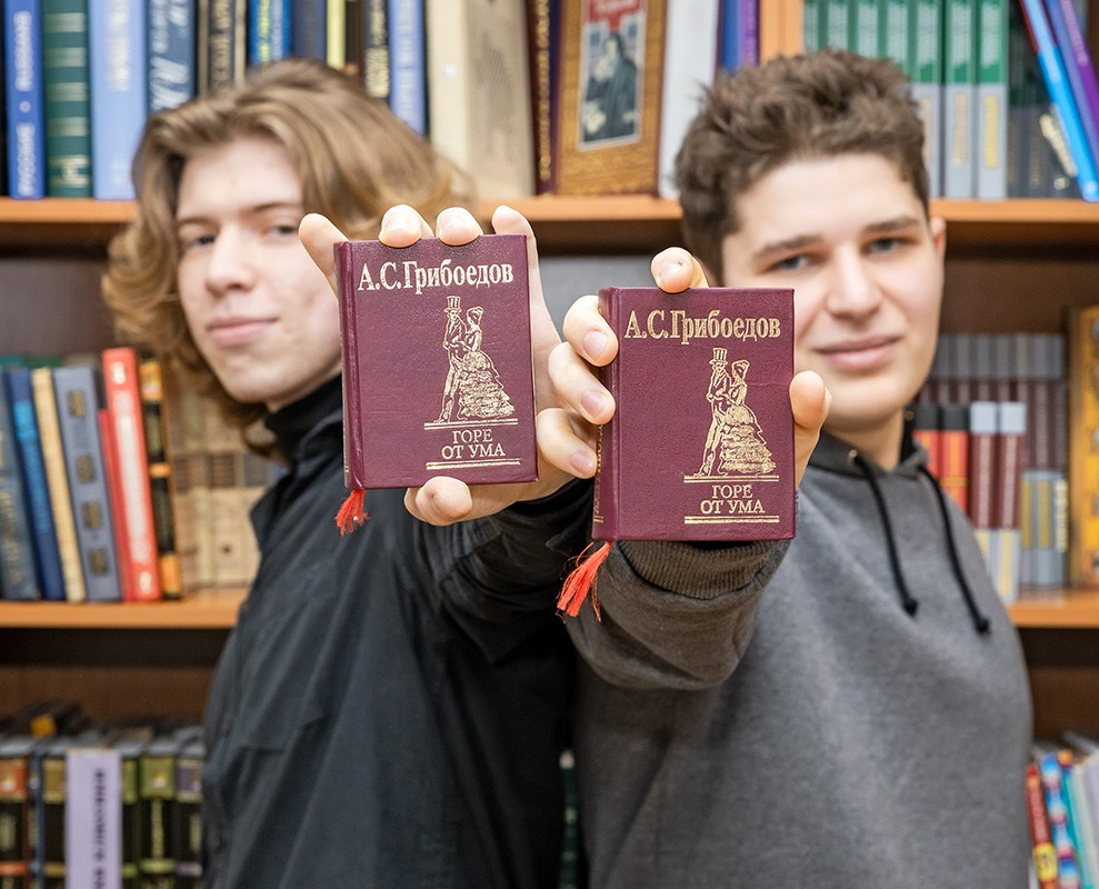 Школьный фотограф - фотосъёмка в школе. Школьный фотограф в Евпатории