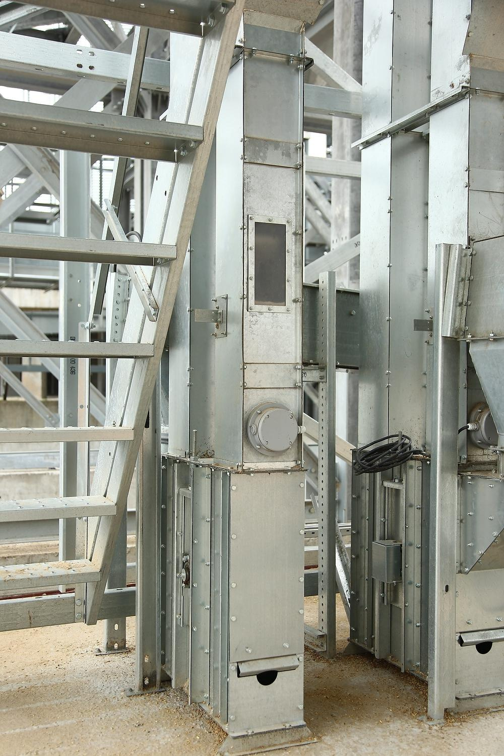 ROMAX изготовление конструкций и оборудования для зернохранилищ. Фотограф, видеограф