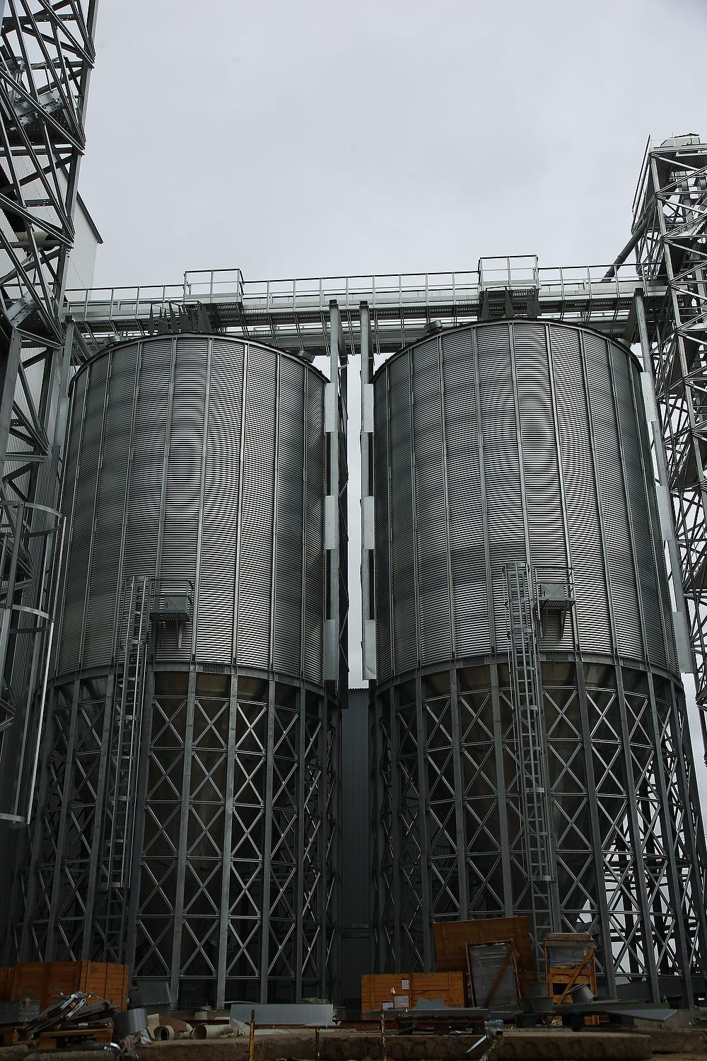 ROMAX изготовление конструкций и оборудования для зернохранилищ. Фотограф, видеограф