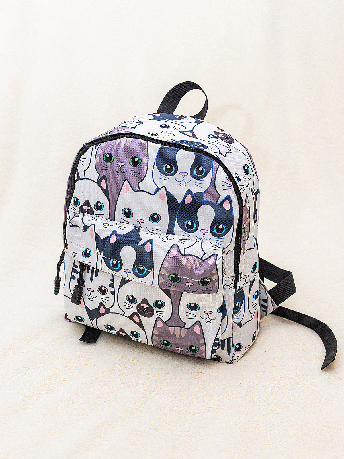 Детские рюкзаки (Wildberries). Фотограф, видеограф